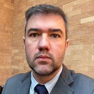 Dr. Samuel Pereira David de Oliveira