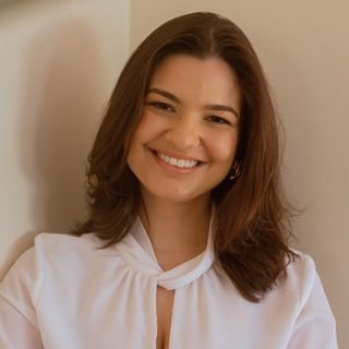 Dra. Maira França