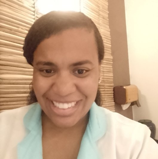 Dra. Letícia Alves