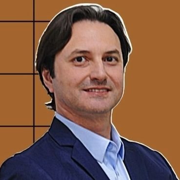 Dr. Warley Pereira de Paula