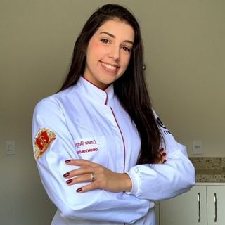 Dra. Laura Bezerra Borges