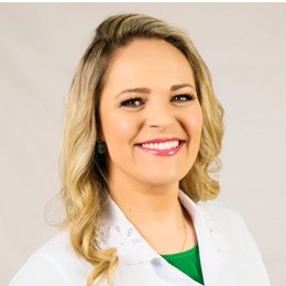 Dra. Caroline Mazzucco Nesi