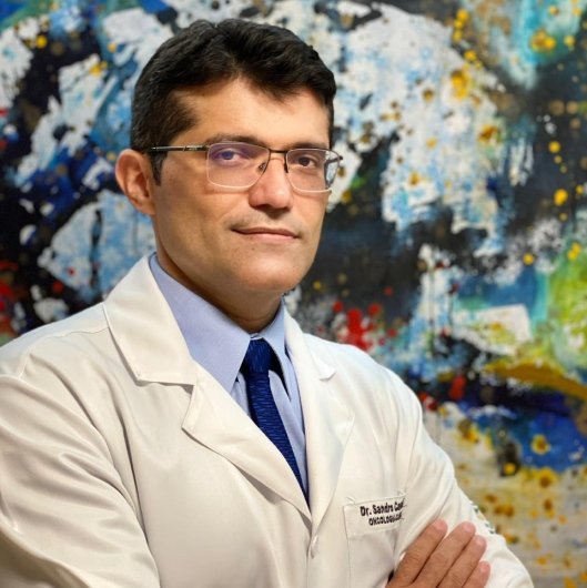 Dr. Sandro Roberto De Araujo Cavallero