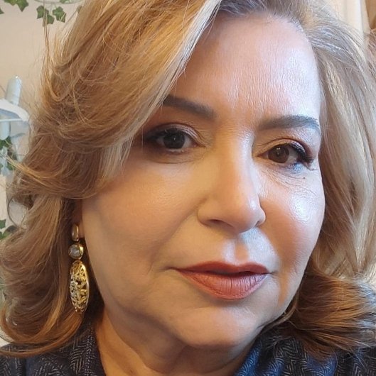 Dra. Geyna Amorim
