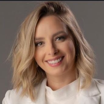 Dra. Gabriela Donega