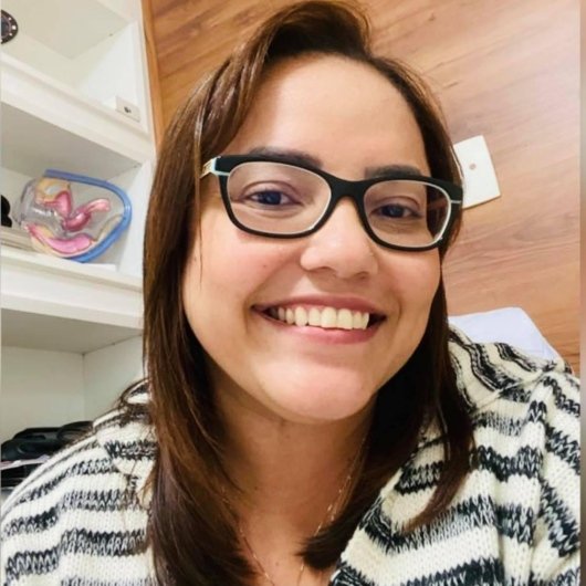 Dra. Leonor França Soares