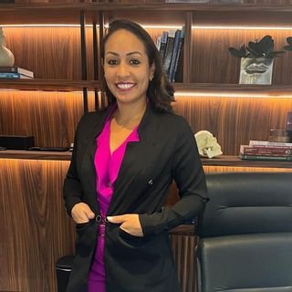 Dra. Bruna D`Avila