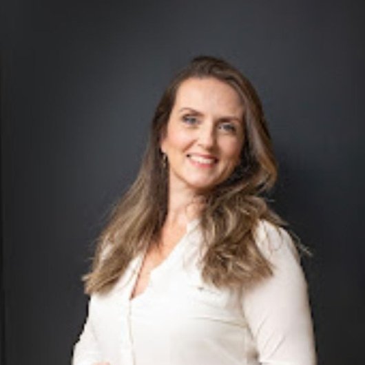 Dra. Renata Westin