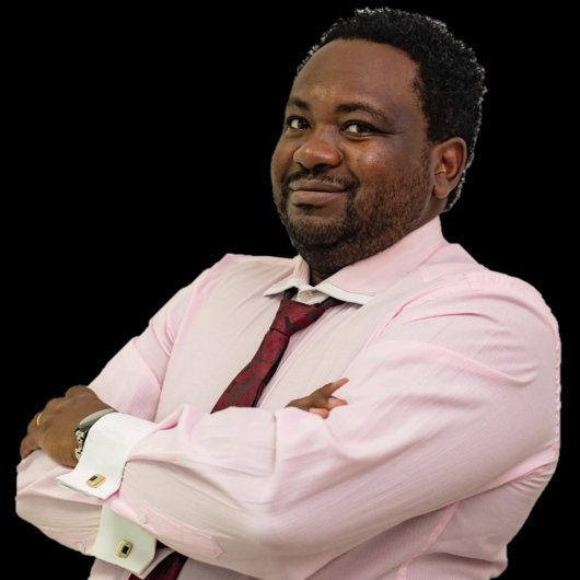 Dr. Ezequiel Chissonde