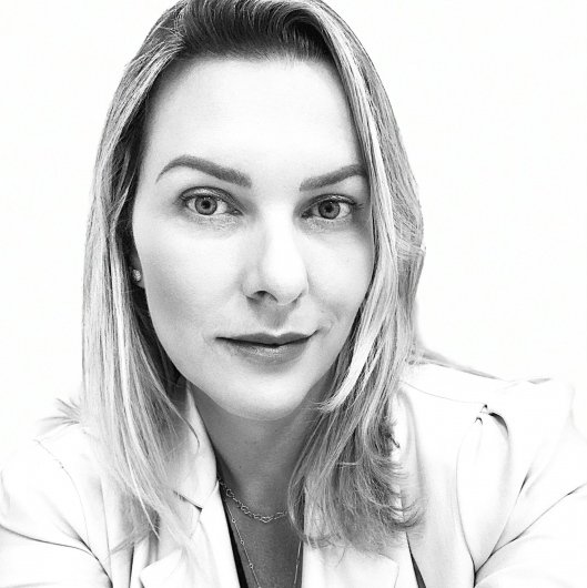 Dra. Paula Gonçalves Schröder