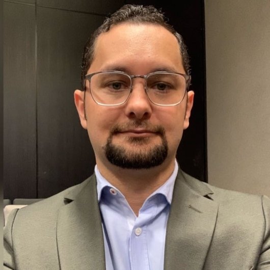 Dr. Roberto Gavira Lahoud