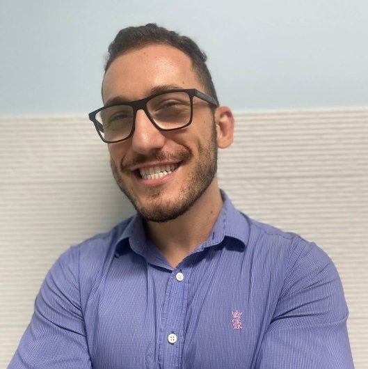 Dr. Gustavo B. Monteiro