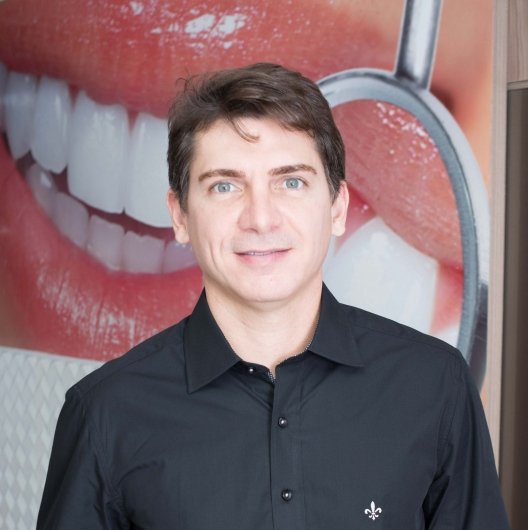 Dr. Claudio Frossard de Freitas
