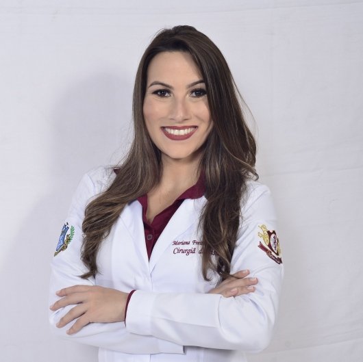 Dra. Mariana Freitas Pontes