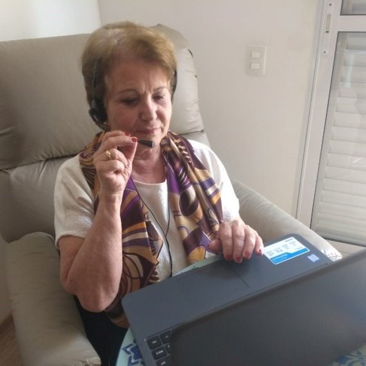Dra. Vera Maria Rezende de Paula