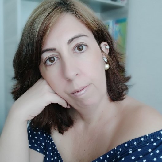 Dra. Anna Paola De Carvalho C. Norfini