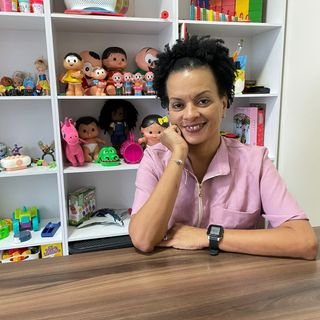 Dra. Marcia Cristina Arouca Rodrigues