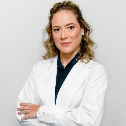 Dra. Fernanda Zorzin