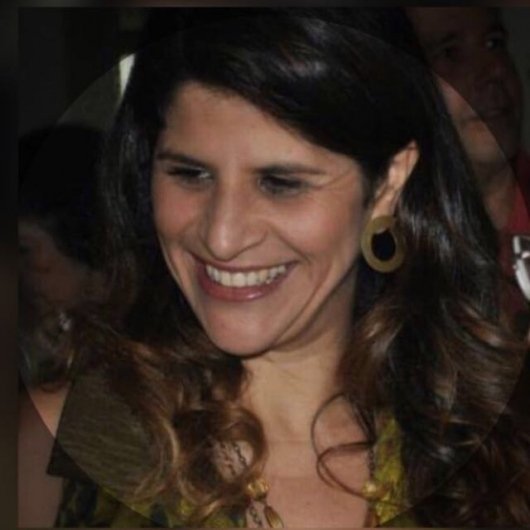 Dra. Andrêssa Marvilla Pereira