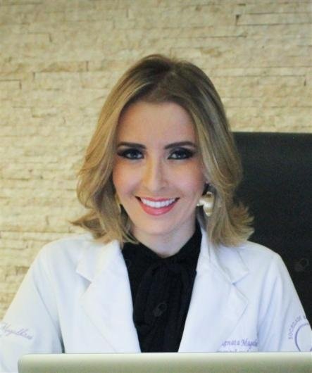 Dra. Renata Campos Magalhães