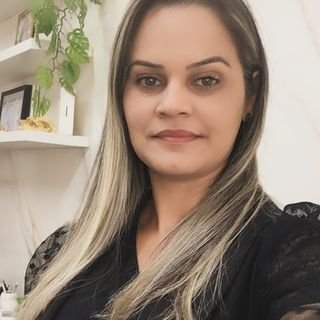 Dra. Kelia Castelini