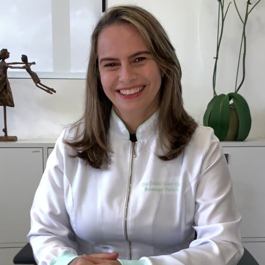 Dra. Daniela de Lima Gomes Vigne