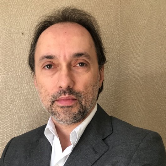 Dr. Sandro Pereira
