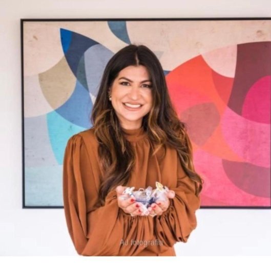 Dra. Mayra Holanda