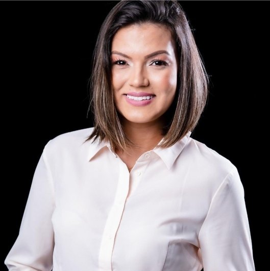 Dra. Elaine Costa