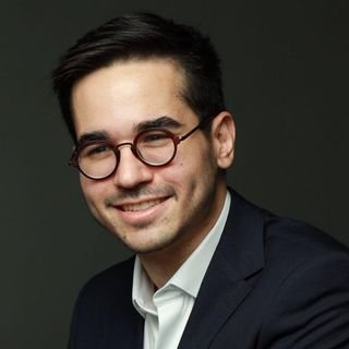 Dr. Lucas Martins Teixeira