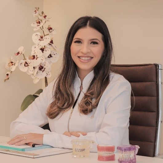 Dra. Tayna Cruz