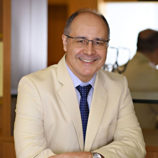 Dr. David de Oliveira Santana