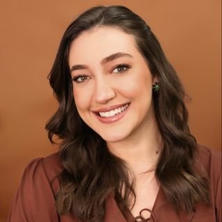Larissa Oberlaender Azenha Coelho