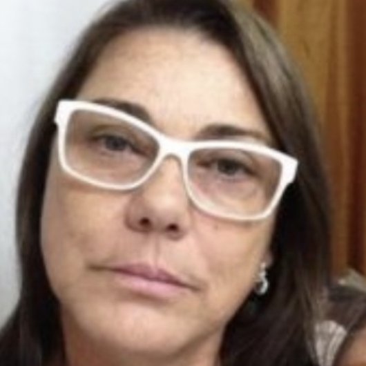 Dra. Viviane Reina