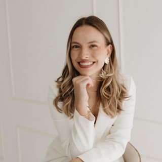 Dra. Julia Klockner