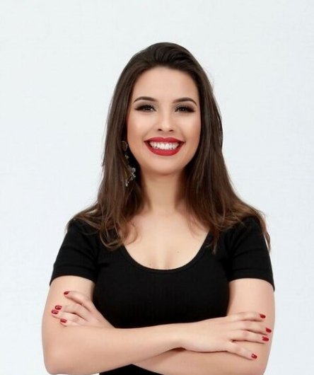 Isabela Cristina Oliveira