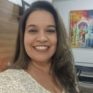 Dra. Stefania Sousa