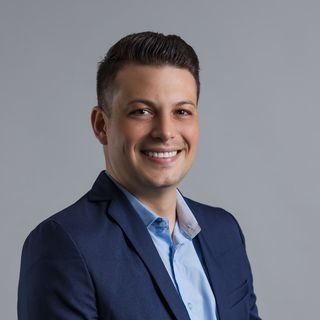 Dr. Mauricio Rossato