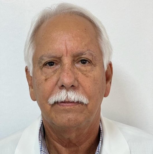 Dr. Carlos Jose Nogueira de Freitas