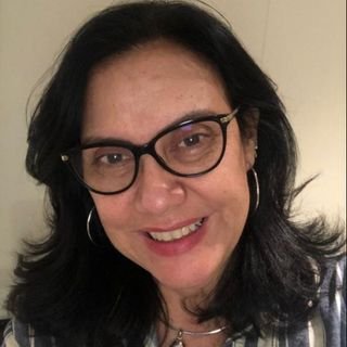 Dra. Ângela Maria de Azevedo Ferreira