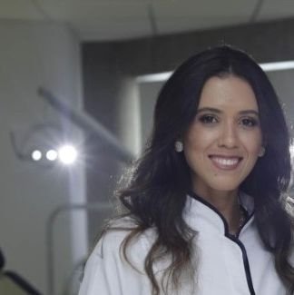 Dra. Mariana Novaes