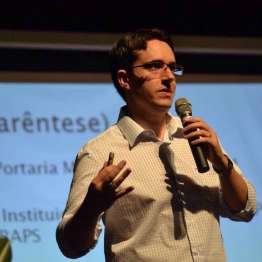 Dr. Marcel Vella Nunes