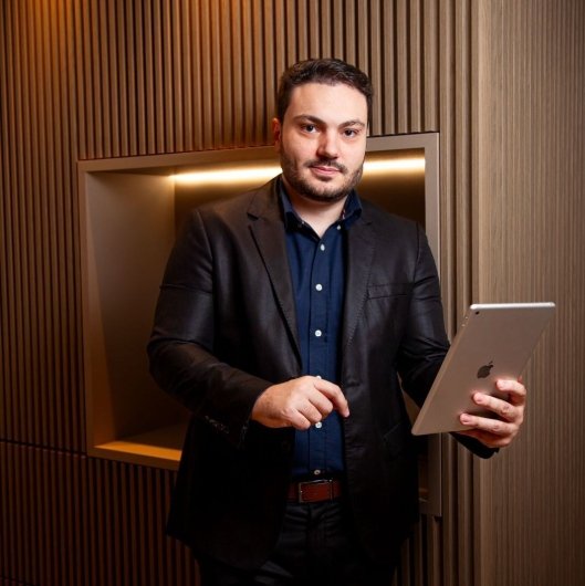 Dr. Diego Delfino de Sousa