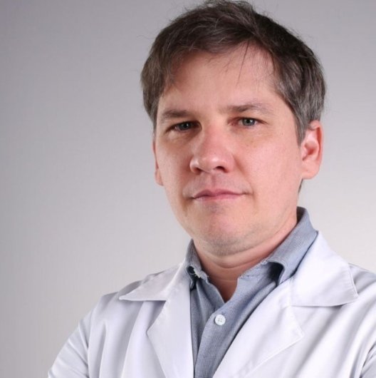 Dr. Evandro Luiz Brum