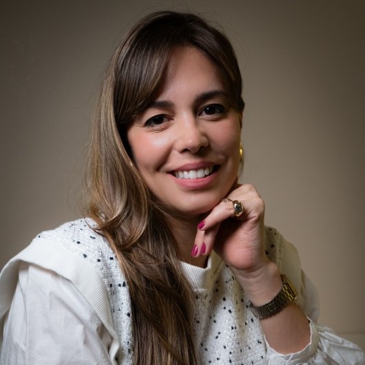 Dra. Larissa Thomas