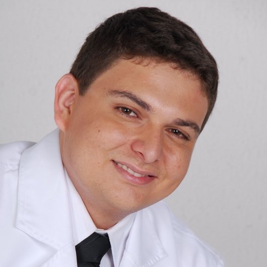 Dr. Francisco de Assis Bezerra Tavares Filho