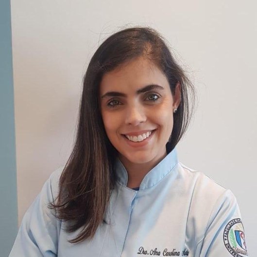 Dra. Ana Carolina Mota Ciarcia