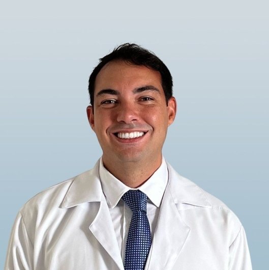 Dr. Eduardo Mauricio Guimaraes de Oliveira