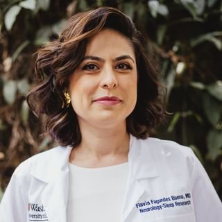 Dra. Flavia Fagundes Bueno