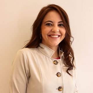 Dra. Viviani Nascimento Tonon